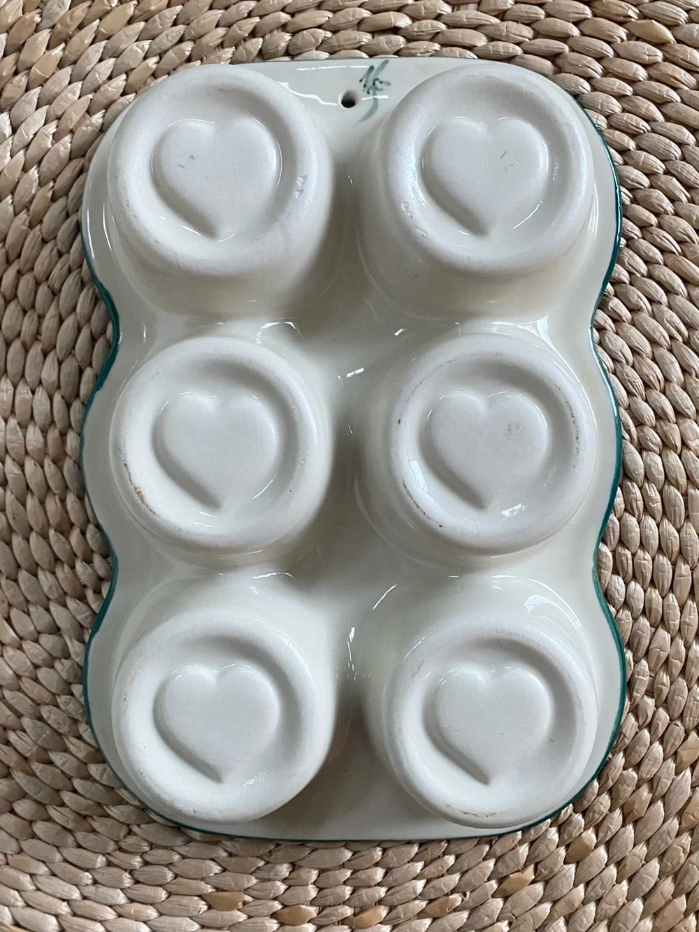 VTG 80s Hartstone Style Ceramic 6-Cup Muffin Cupcake Baking Pan Berry Motif